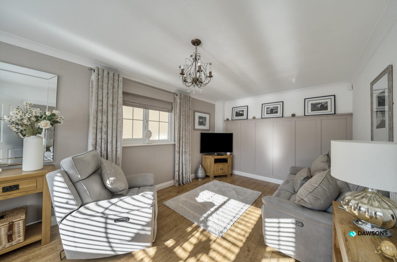 Gwscwm Park, Burry Port, SA16 0DX